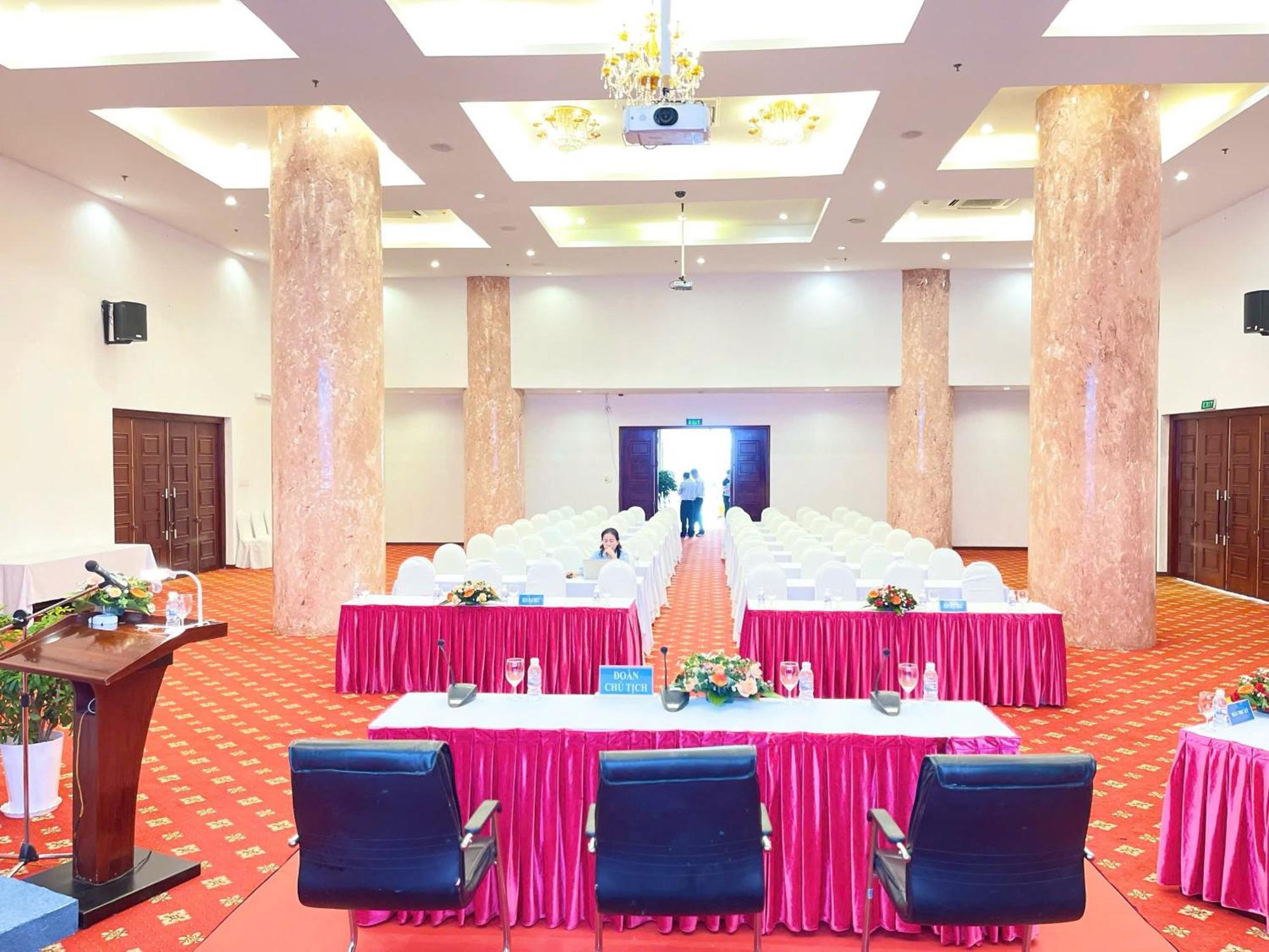 Dakruco Hotel Buon Ma Thuot Eksteriør bilde